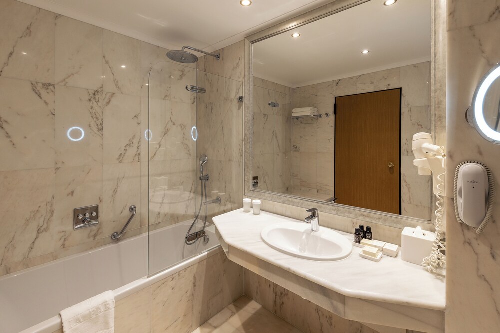 Ria Park Hotel & Spa 73/74