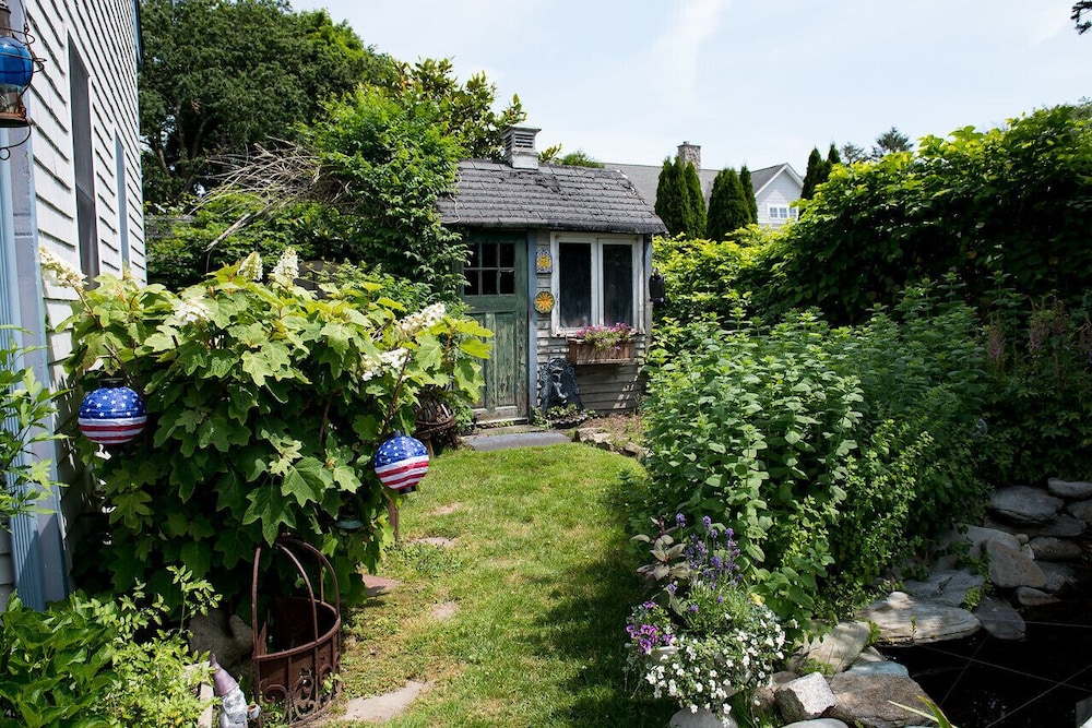 Gardenview Bed And Breakfast 39/43