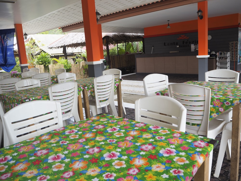 Lanta Fevrier Resort 53/59
