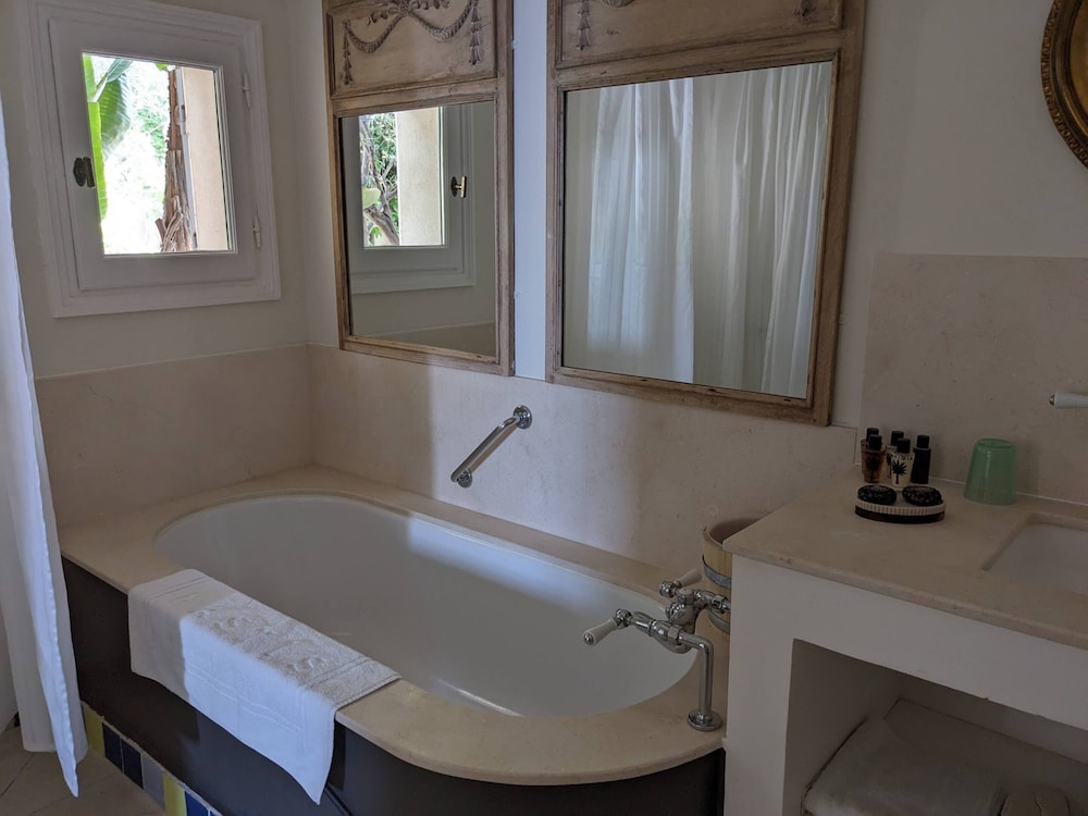 Pastis Hotel Saint-Tropez 43/43
