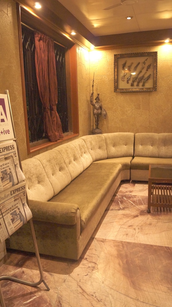 Shivam Hotel 45/58