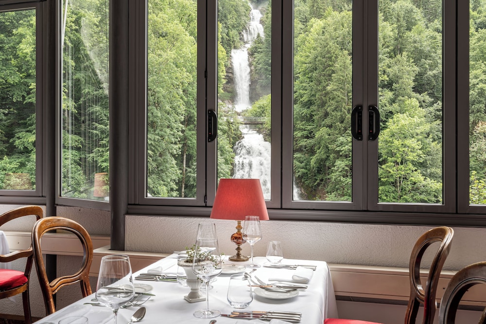 Grandhotel Giessbach 55/71