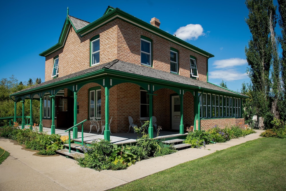 Travel Inn Suites Innisfail 5/46
