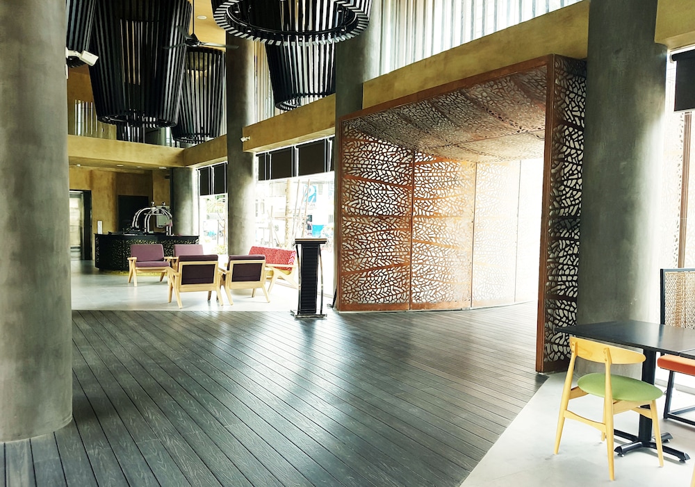Hue Hotels Resorts Boracay 10/67