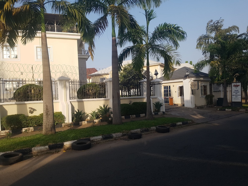 Zeina Suites Abuja 41/47
