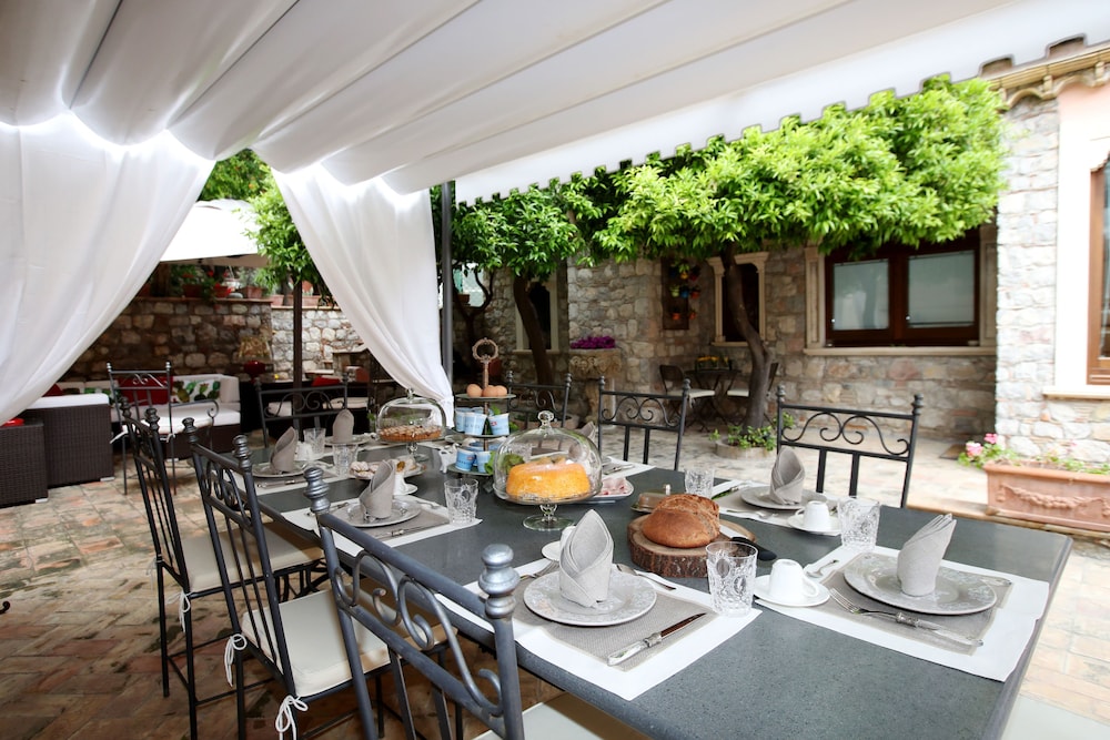 Relais 147 29/49