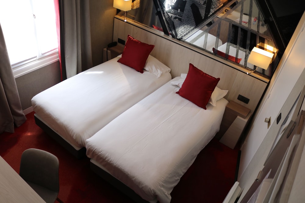 Village, Double Bed