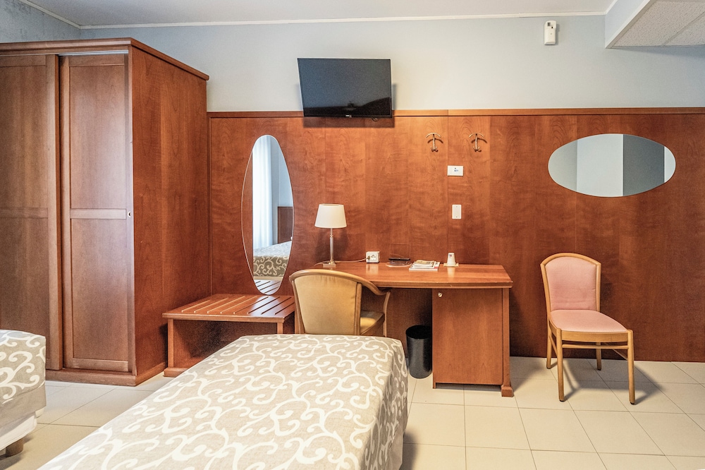 Hotel Italia 54/61