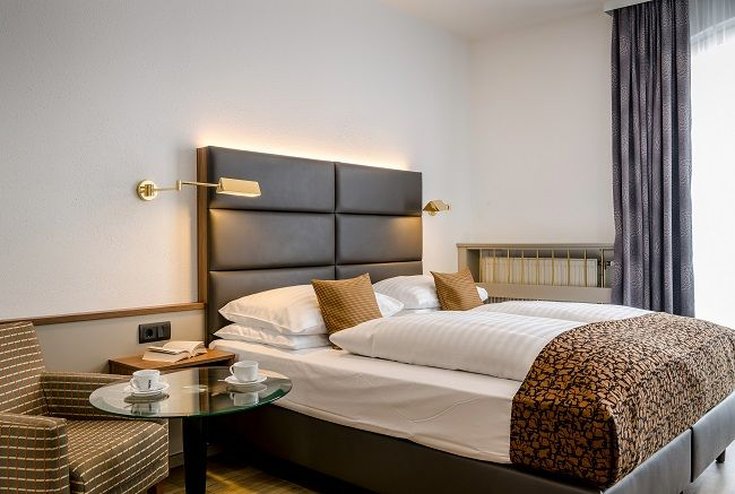Room, Double Bed