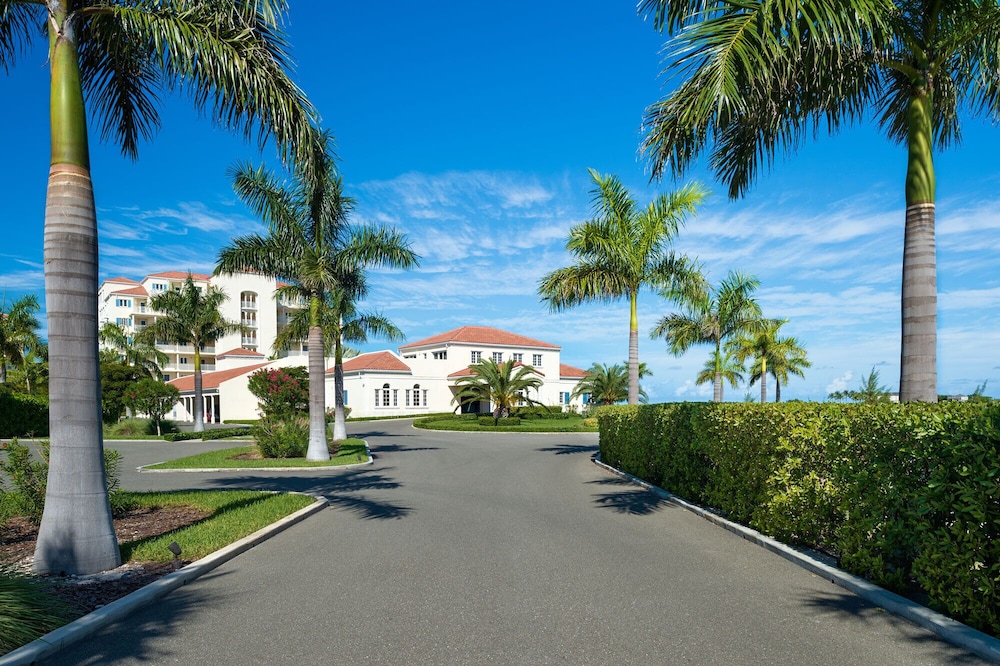The Venetian on Grace Bay 24/27