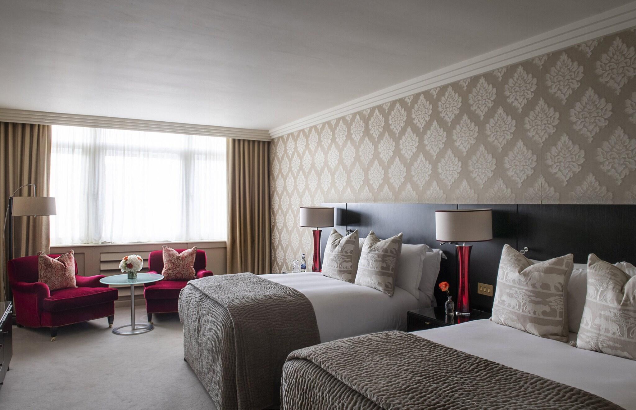 Deluxe, Twin Beds