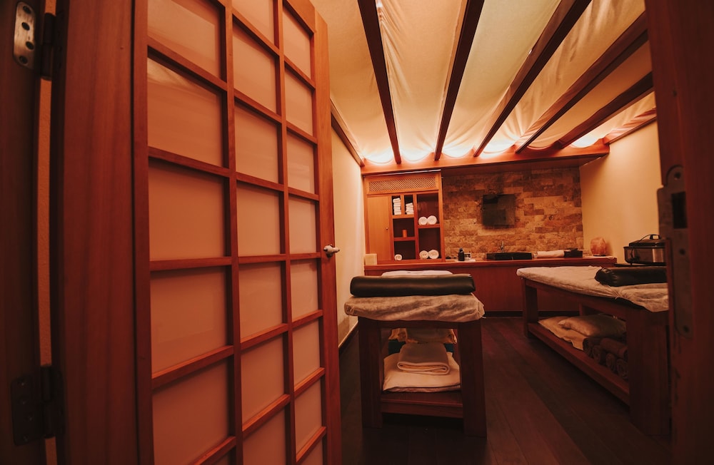 Hotel Los Angeles & Spa 31/50