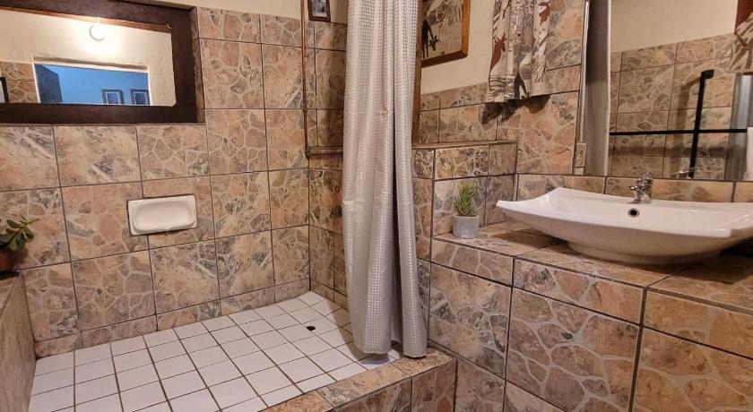 Aberdeen Self-Catering 43/46