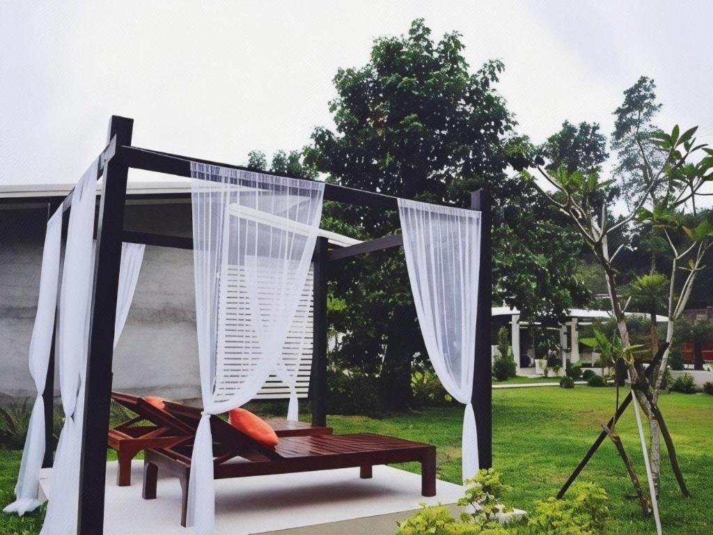 V Valley Resort 2/55