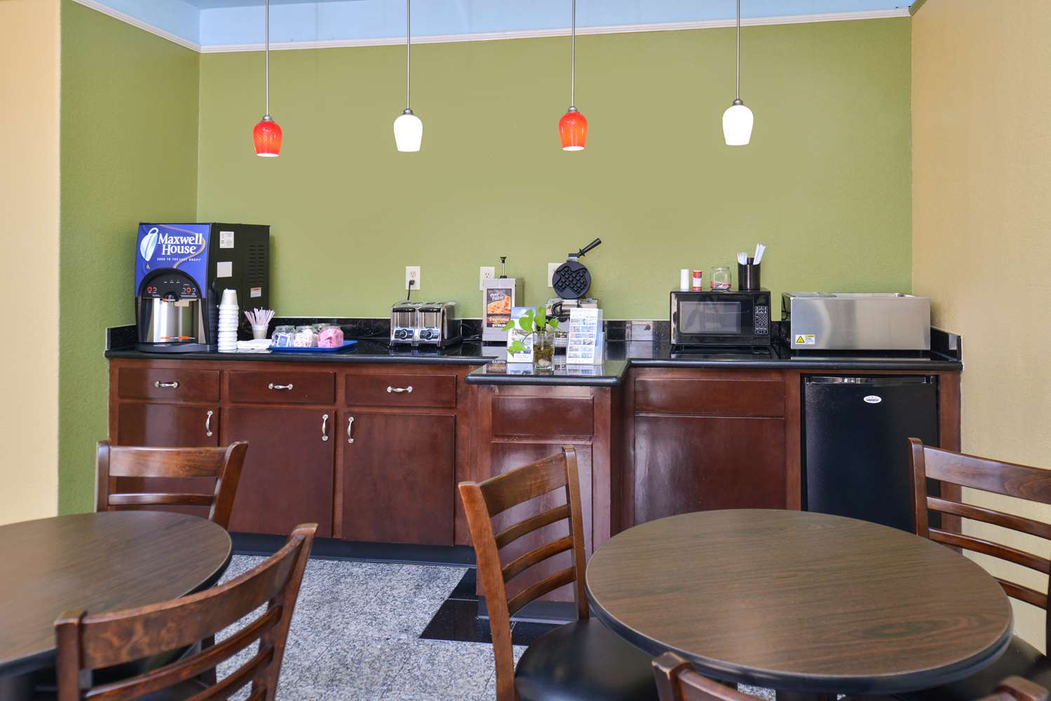 Americas Best Value Inn Suites Houston Downtown 5/10
