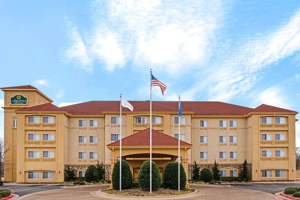 La Quinta Inn & Suites by Wyndham Stillwater-University Area 1/41