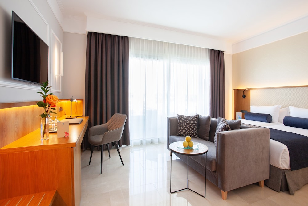 Grupotel Playa De Palma Suites And Spa 52/74