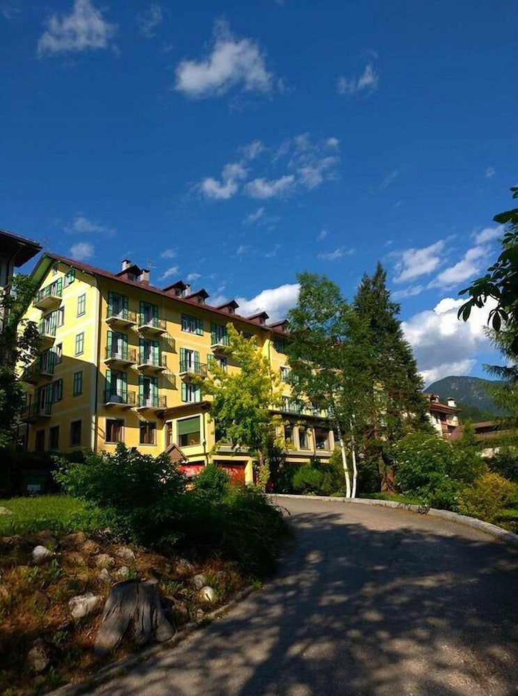 Hotel Auronzo Dolomites, Affiliated by Melia 5/50