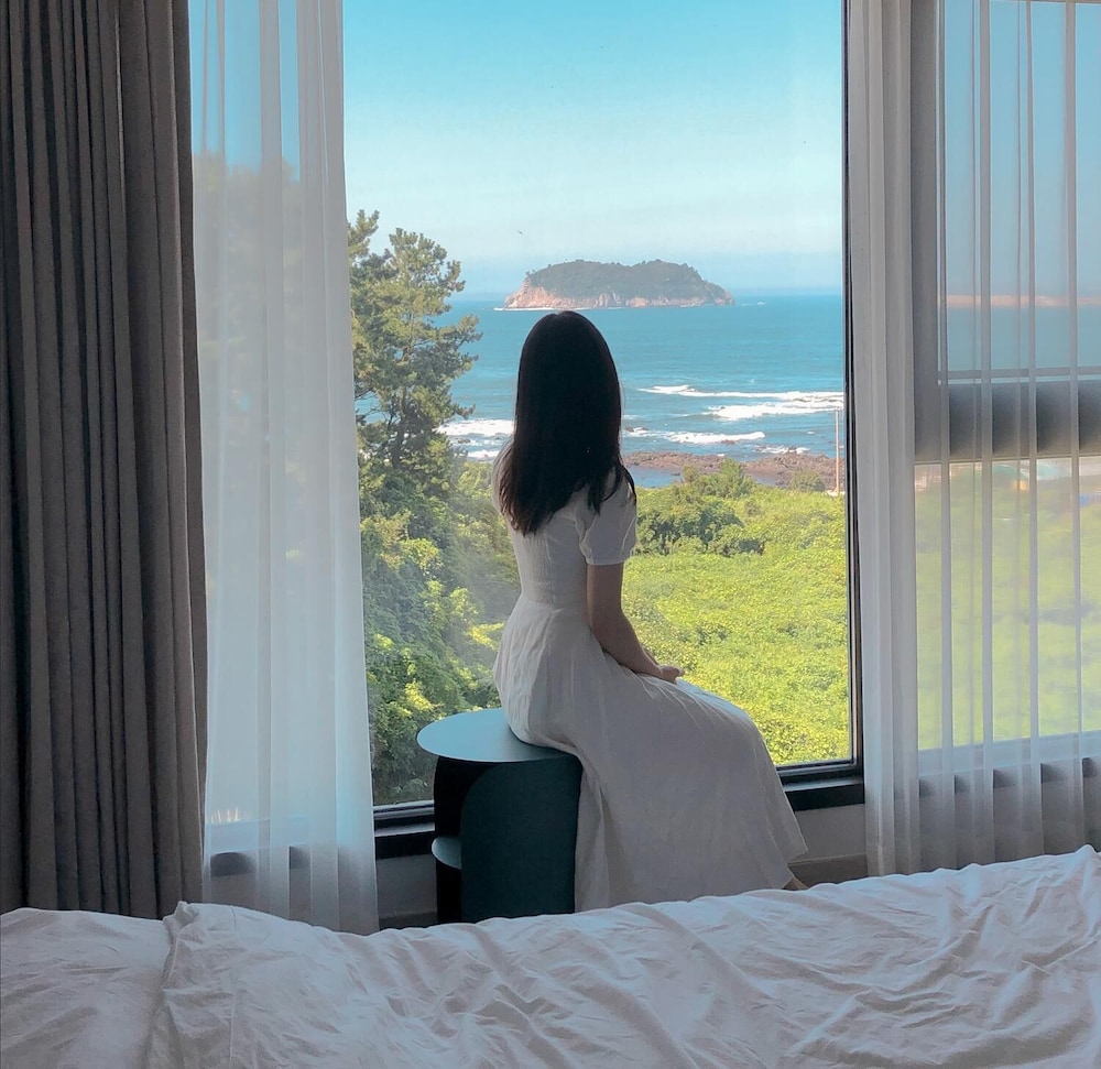 Hotel Seogwipean 23/35