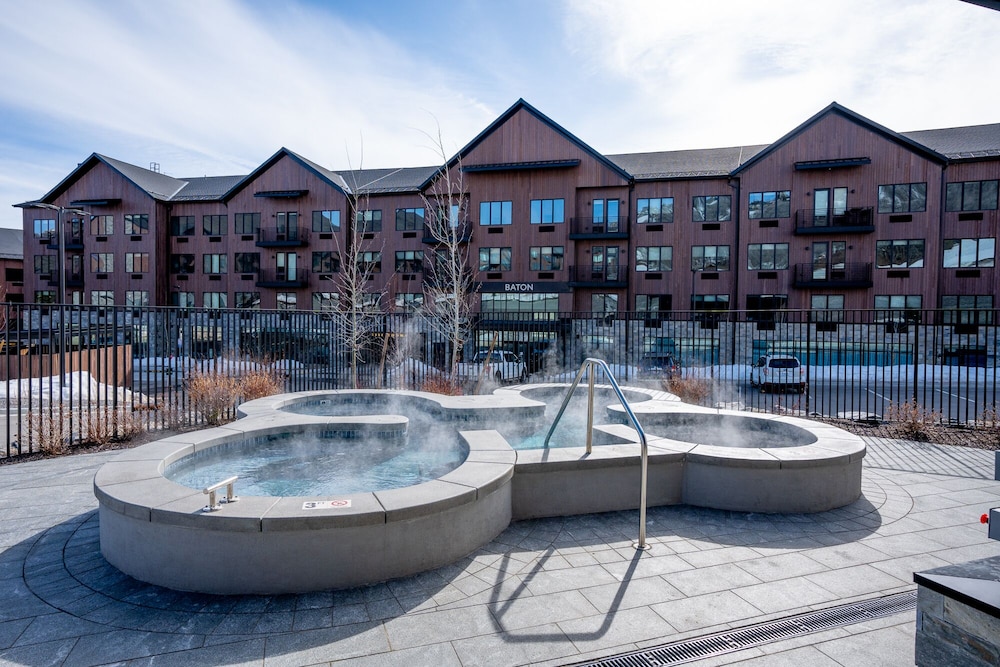 Pioche Village Park City 32/50