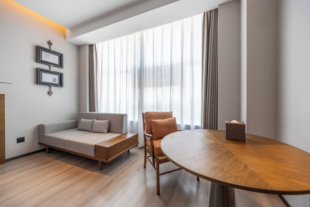 UrCove by HYATT Guangzhou Huadu Baiyun International Airport 57/72