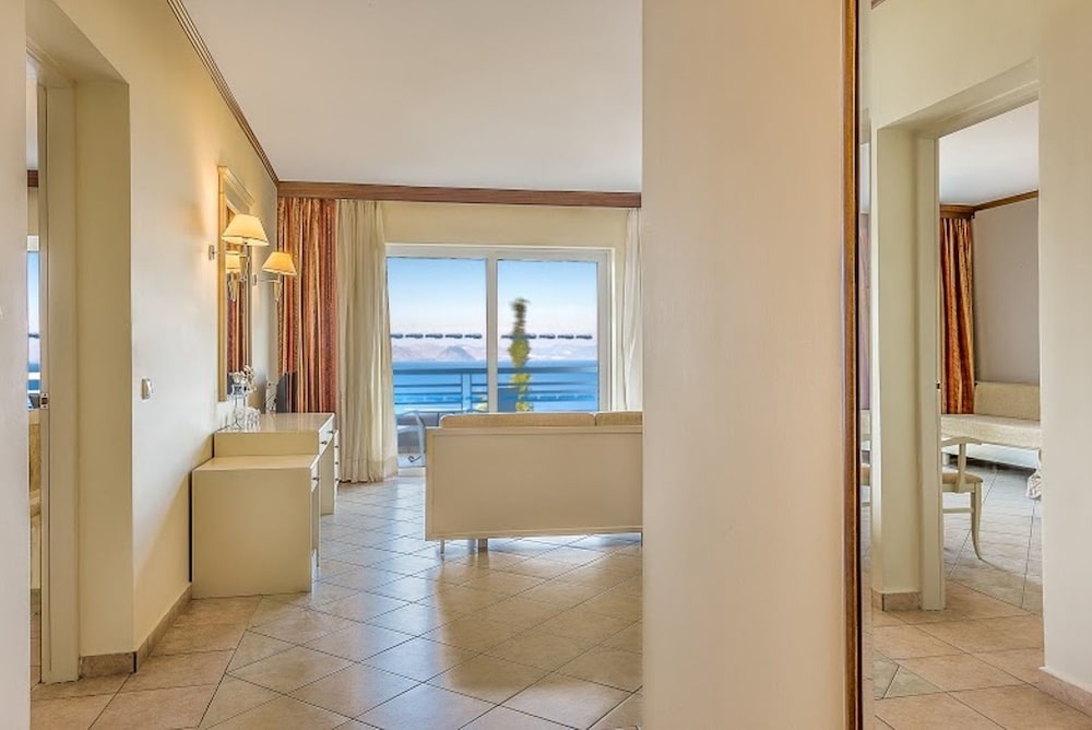 Kipriotis Aqualand Hotel 49/49