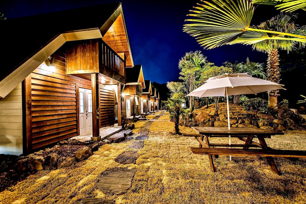 Browncabin Pension 42/50