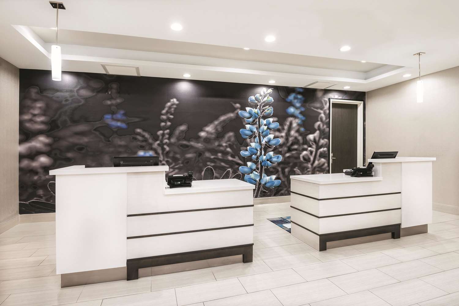 La Quinta Inn And Suites Odessa North Sienna Tower 2/29