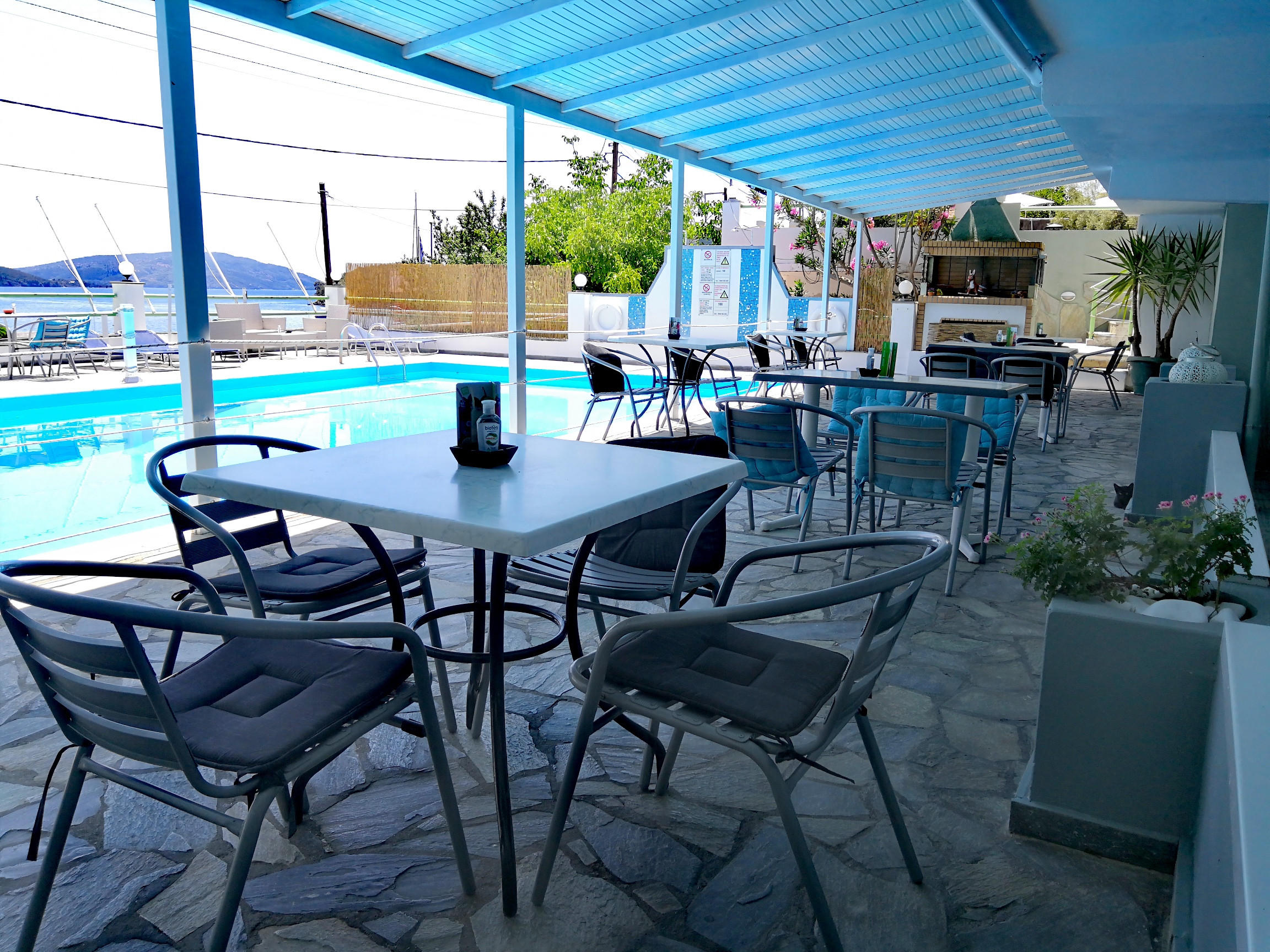Tropicana Inn 48/50