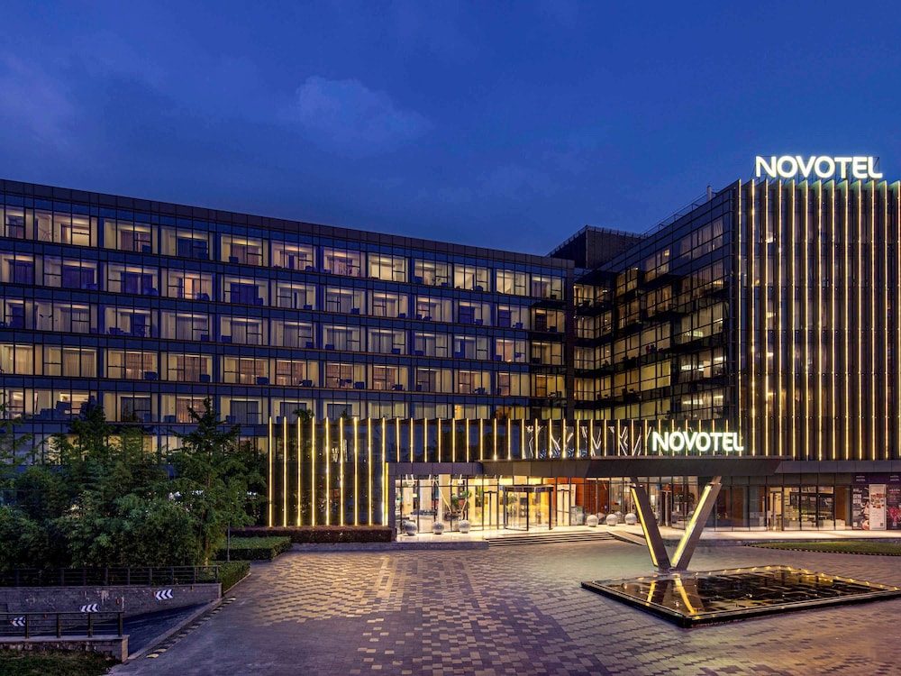 Novotel Nanjing East Suning 71/77