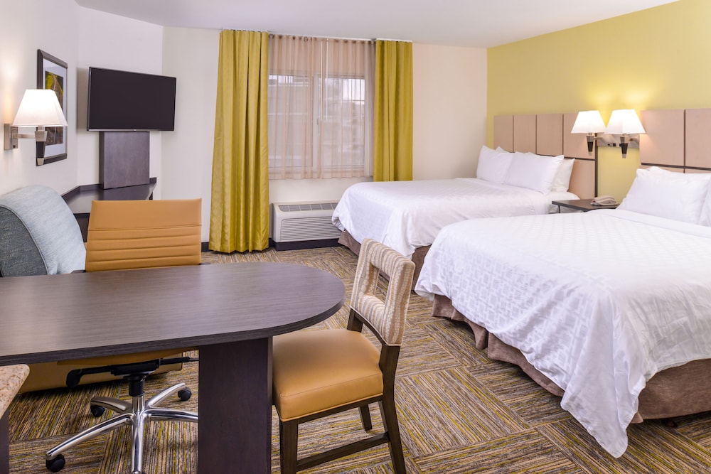Candlewood Suites Paducah 19/65