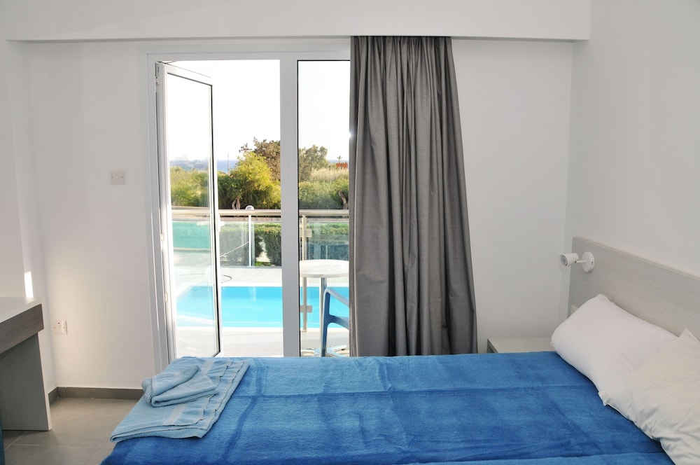 Kaos Hotel Apartments 10/41