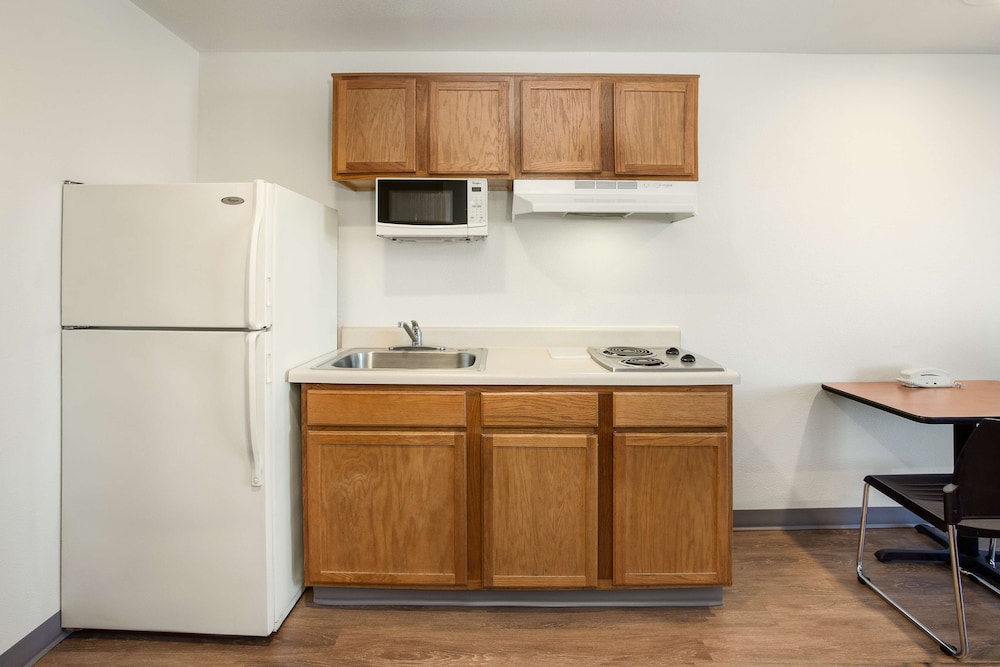 Extended Stay America Select Suites - Gulfport 10/60