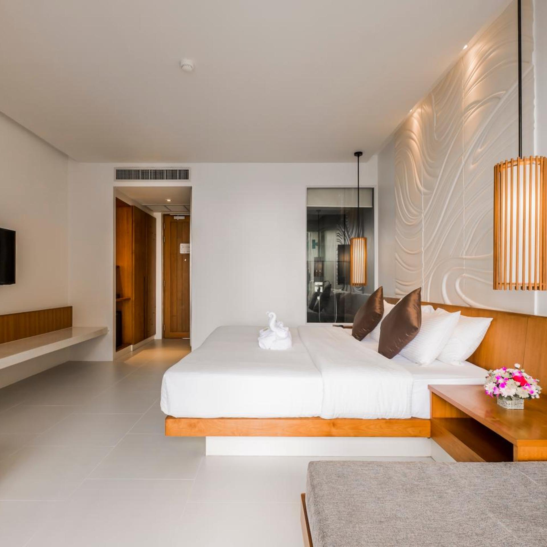 Room, Double or Twin Bed, Pool View, G Hua Hin Resort Mall 3/10