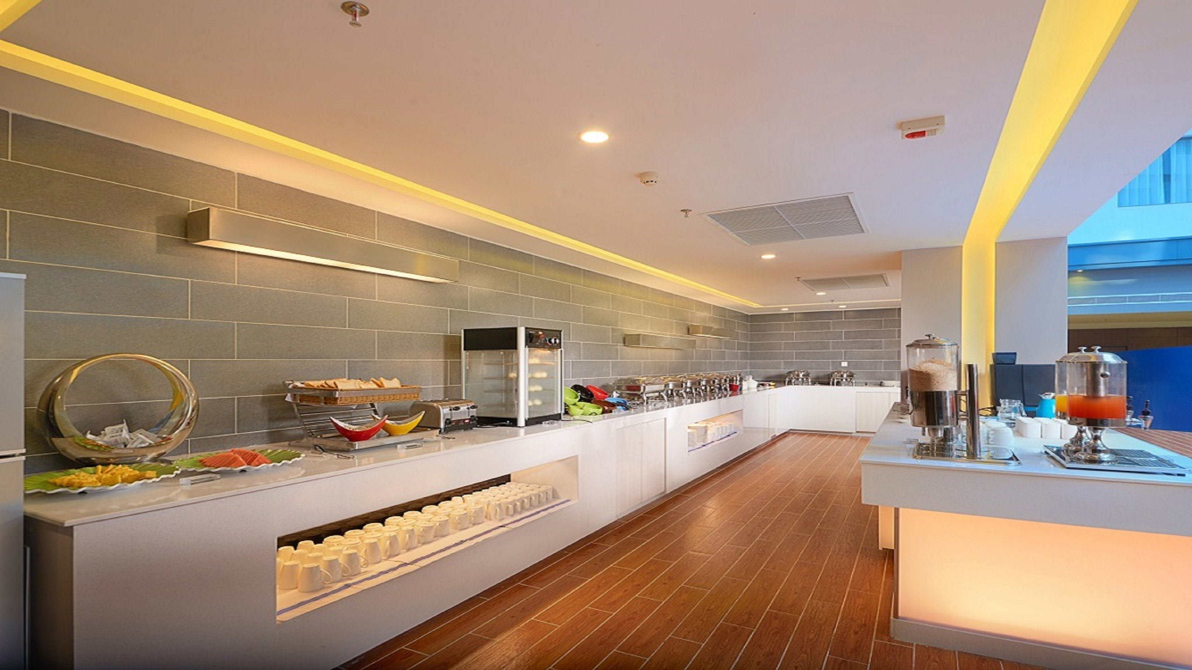 Holiday Inn Express SHENYANG NORTH STATION 8/36