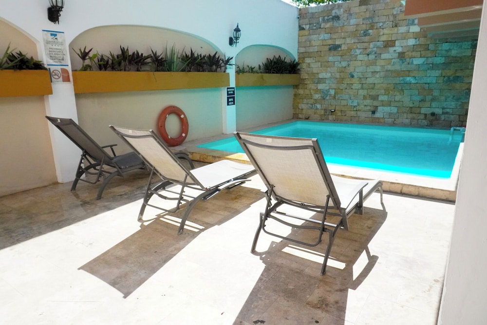 Grand Hotel Colonial Cancun 48/60