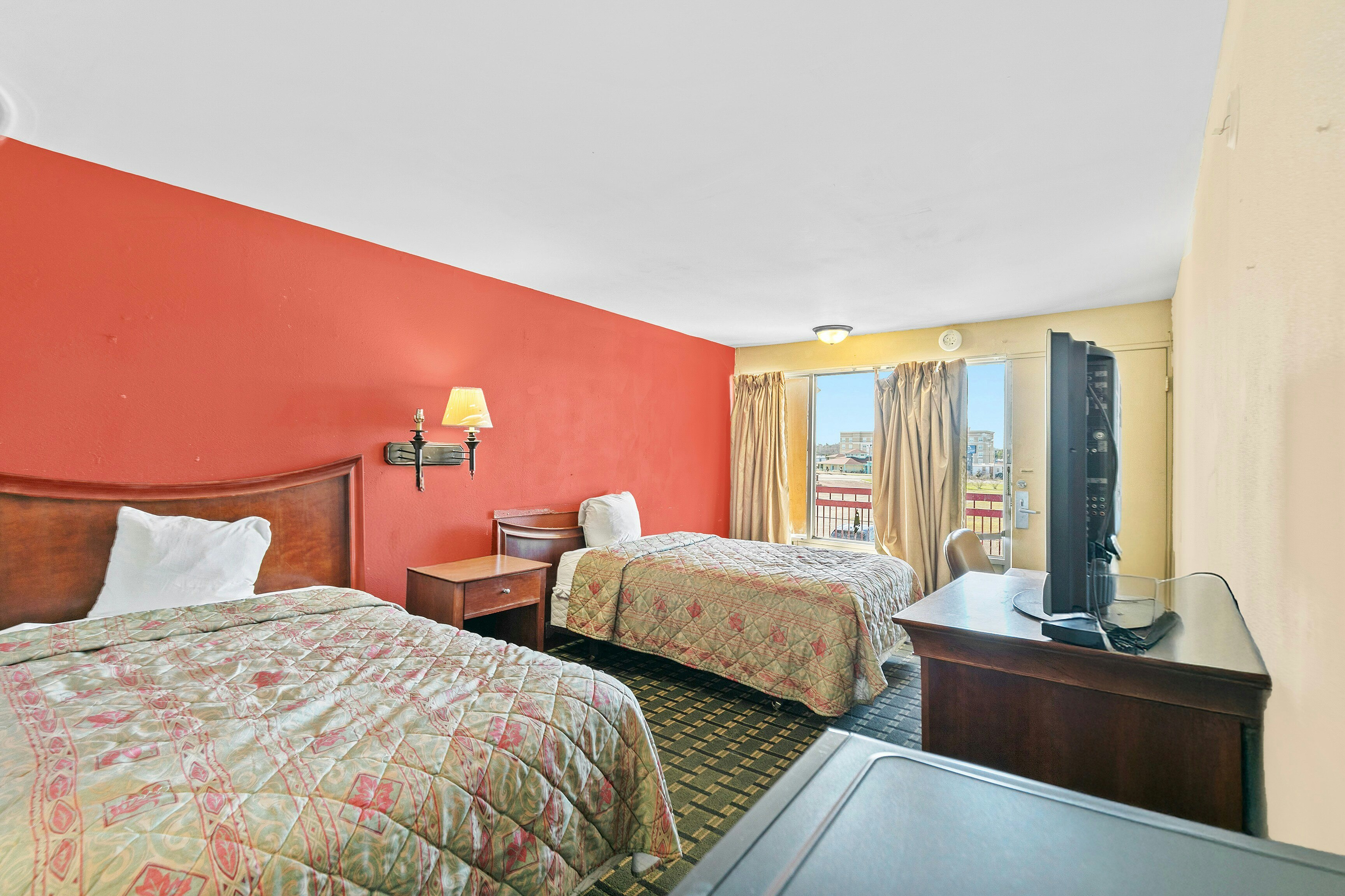 Luxury Inn By Hotel O Hattiesburg, MS 25/50