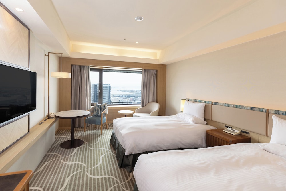 Standard, Twin Beds, Skyview Floor