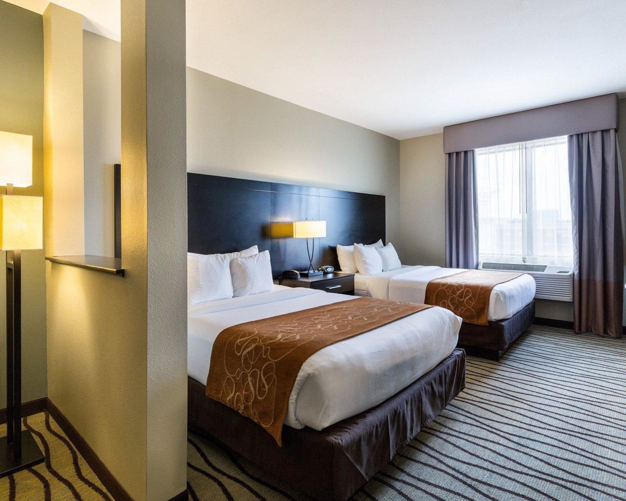 SUITE, 2 QUEEN BEDS