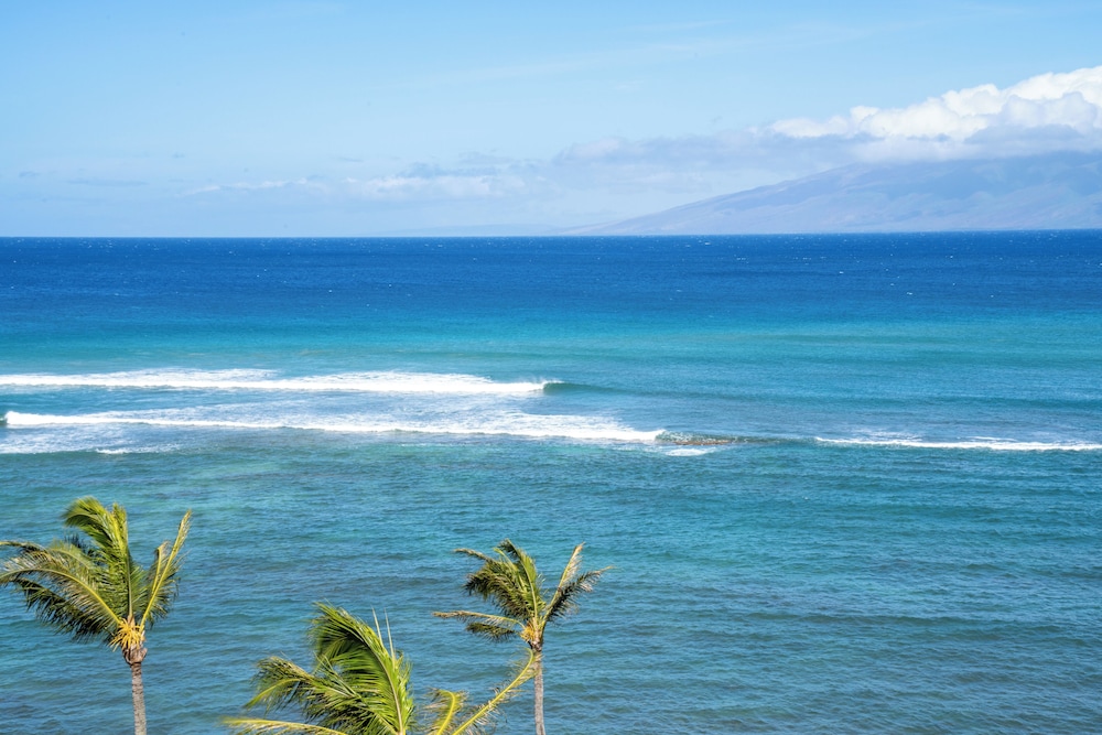 Royal Kahana Maui by OUTRIGGER 73/77