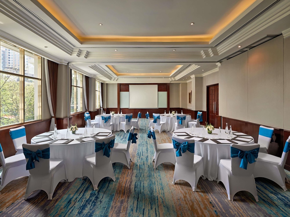 Movenpick Hotel Hanoi Centre 110/121