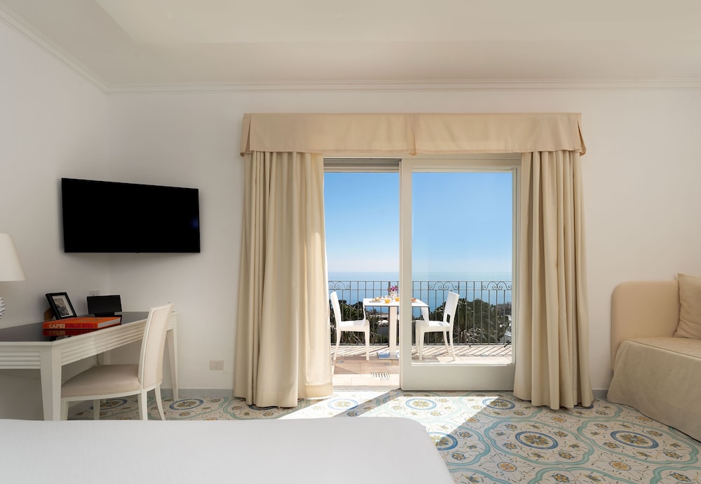 Hotel Syrene Capri 32/69