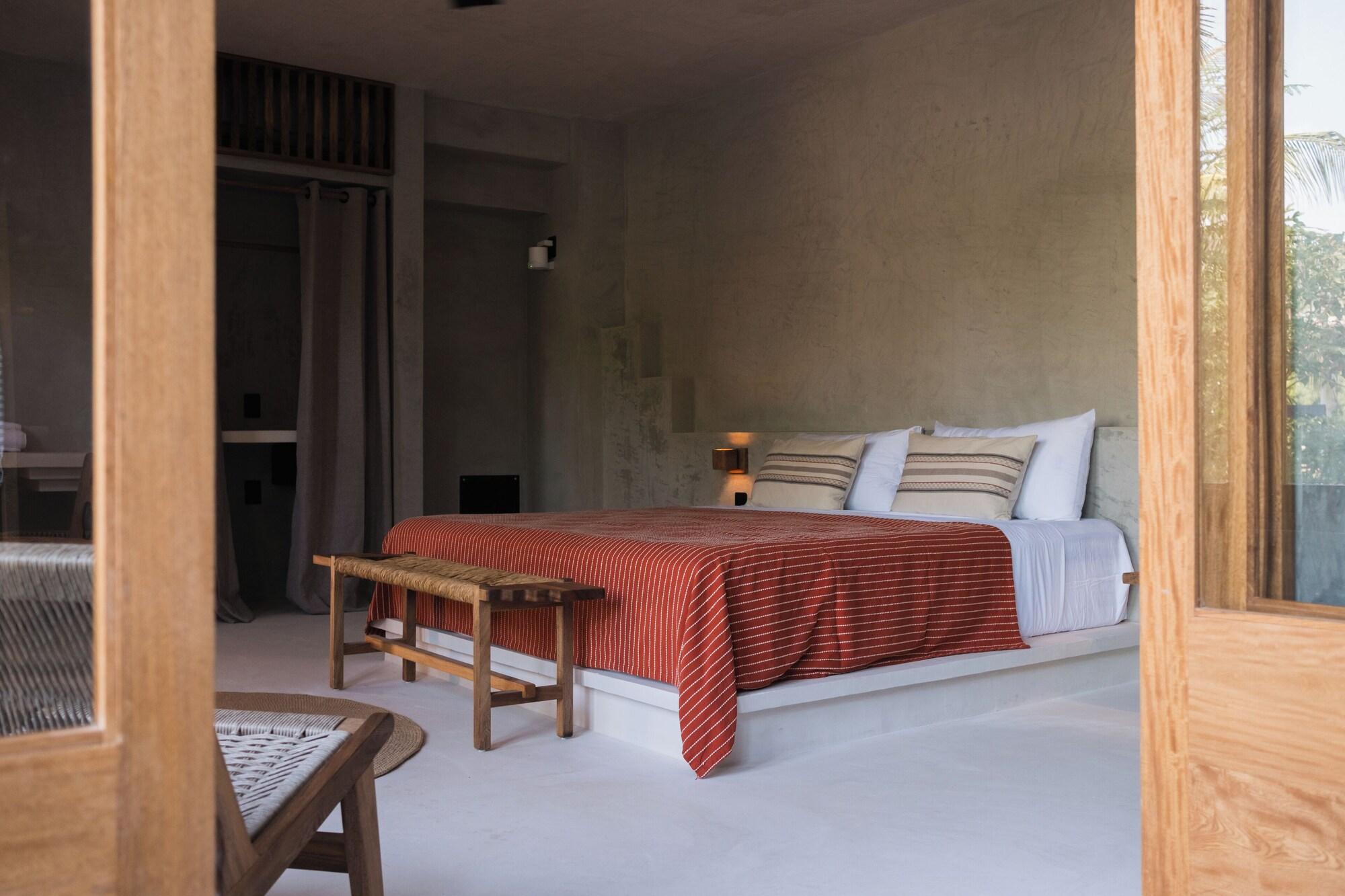 Suuel Hotel Adults Only 8/32
