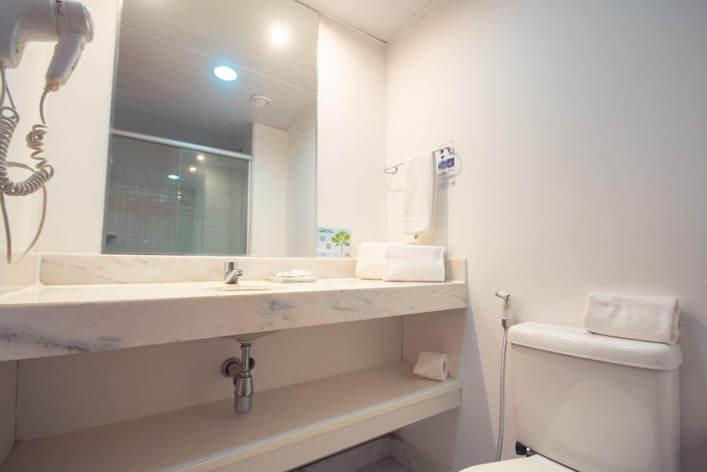 Iguatemi Business Flat 76/76