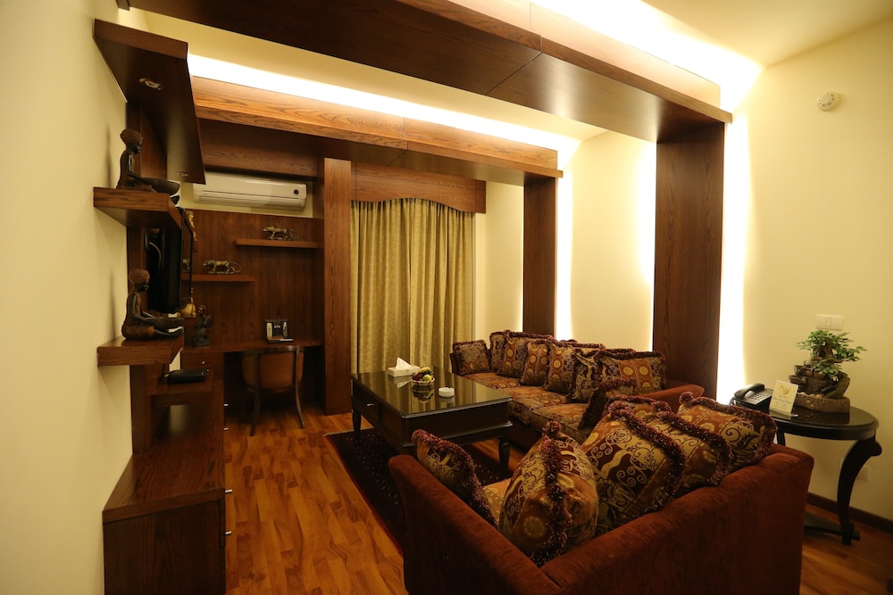 Grand Gabriel Hotel 56/67