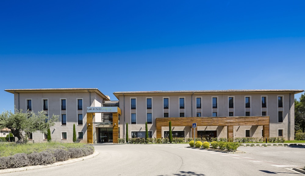 Grand Prix Hotel 2/55