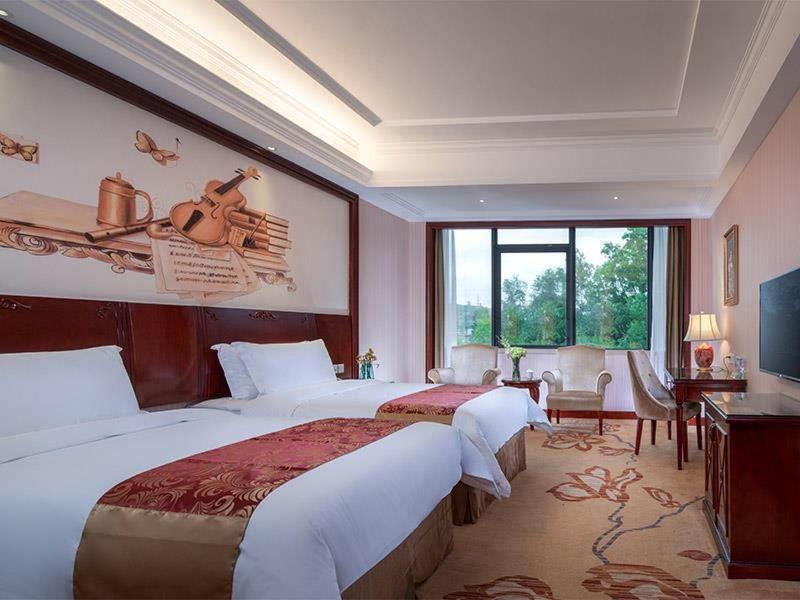Vienna Hotel (Shenzhen Longzhu) 10/62