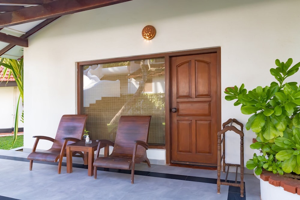 Lobby at Dickwella Resort and Spa, Batigama