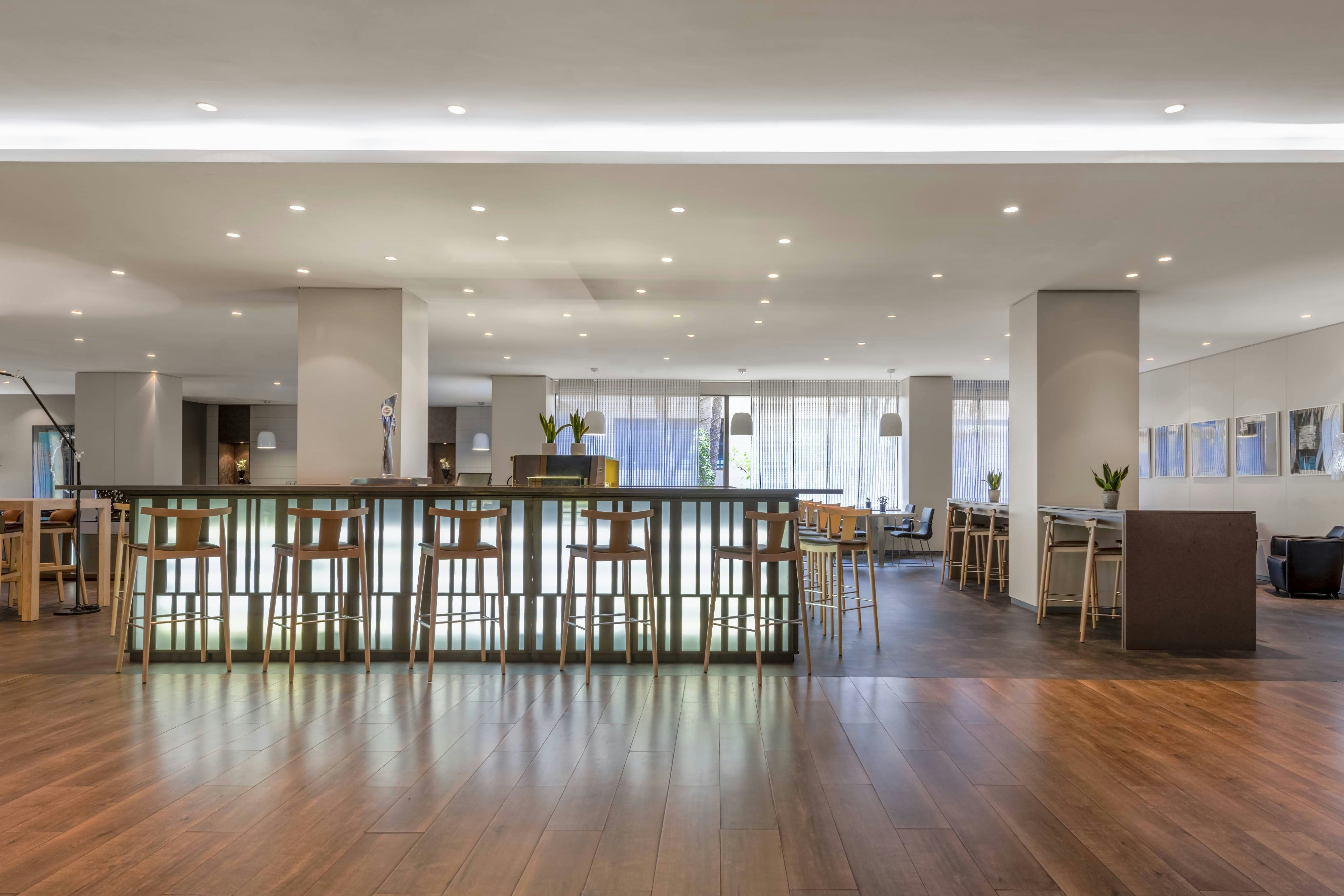 Ac Hotel Iberia Las Palmas By Marriott 7/54