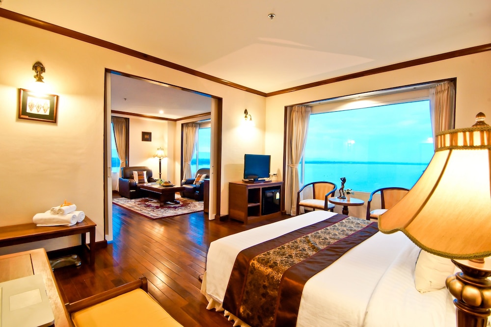 Champasak Grand Hotel 23/73